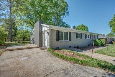 1401 Beverly Ave, Shelby, NC 28152 - photo 3