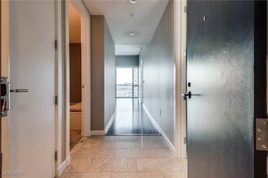 The Martin unit 1607, Las Vegas, NV 89103 - photo 3