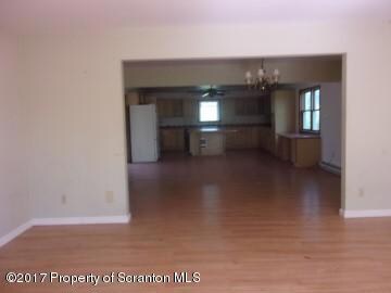 98 Brandywine Dr, Honesdale, PA 18431 - photo 6