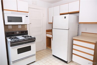 356 Woodward Ave unit Upper, Buffalo, NY 14214 - photo 7