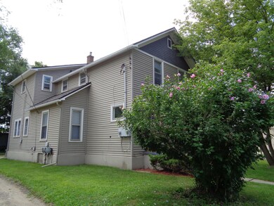 1004Crosstown ext 004