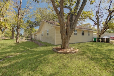 4123 Crosby Cedar Bayou Rd, Baytown, TX 77521 - photo 7