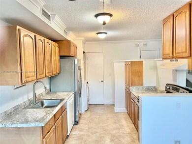 15840 SW 90th Ct unit C, Palmetto Bay, FL 33157 - photo 6