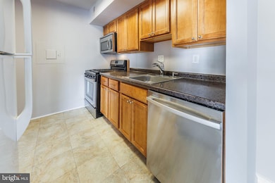 2630 Wagon Dr unit 294, Alexandria, VA 22303 - photo 7