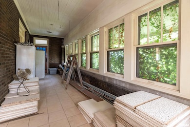 201 S Line St, Creal Springs, IL 62922 - photo 6