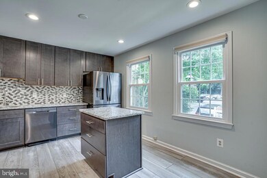 7951 Hidden Bridge Dr, Springfield, VA 22153 - photo 6