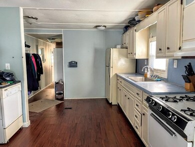 239 Ayer Rd unit 37, Littleton, MA 01460 - photo 6