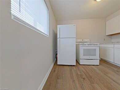 917 Richland St unit B, High Point, NC 27260 - photo 4