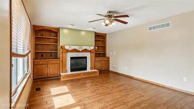 708 13th St SW, Altoona, IA 50009 - photo 6