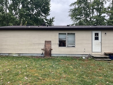 1220 E Warren St, Bucyrus, OH 44820 - photo 3