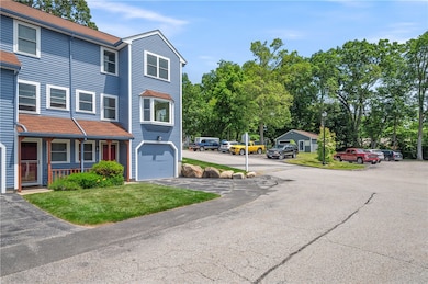 200 Heroux Blvd unit 908, Cumberland, RI 02864 - photo 2