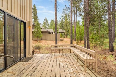 18155 Rager Mountain Ln unit 3, Sunriver, OR 97707 - photo 3