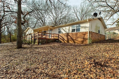 205 Oneal Ln, Elkins, AR 72727 - photo 2