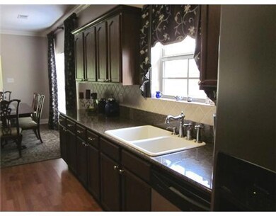 126 Lakeland Dr, Pineville, LA 71360 - photo 4