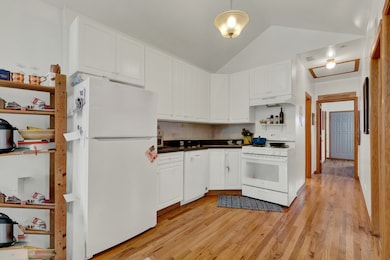 1422 N Maplewood Ave, Chicago, IL 60622 - photo 5