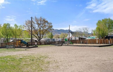 3526 N Cascade Ave unit B6, Colorado Springs, CO 80907 - photo 2