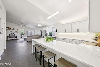 Spacious Kitchen Countertops