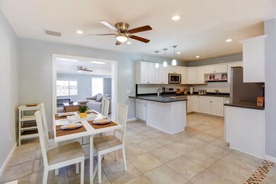 4809 E 13th St tucson AZ 85711 (22 of 42