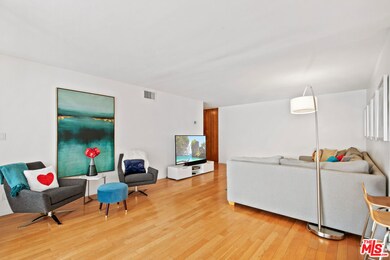 1539 N Laurel Ave unit 301, Los Angeles, CA 90046 - photo 5