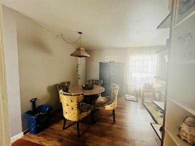 5861 Inwood Dr unit 9, Houston, TX 77057 - photo 4