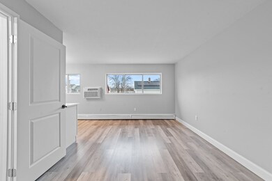 181 School St unit 3, Waltham, MA 02451 - photo 6