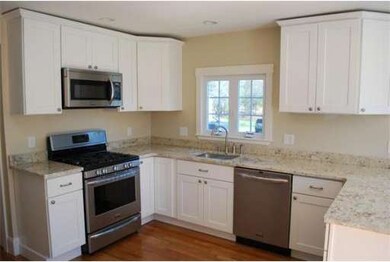 49 Miller St, Medfield, MA 02052 - photo 7