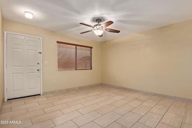 13634 N Silverbell Dr, Sun City, AZ 85351 - photo 3