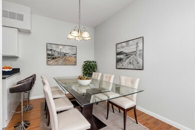 Dining ( virtually staged