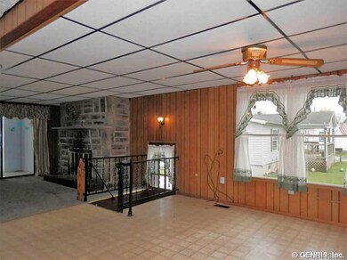 Family Room. OPEN TO FAMILY ROOM