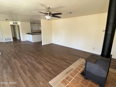 F02E4F79-2EC1-43FA-9054-55A130DC9826