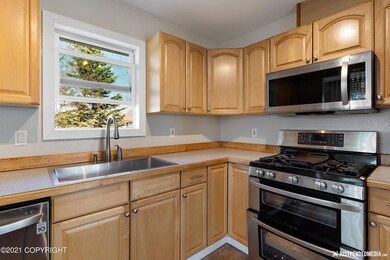 7401 Wade Cir, Anchorage, AK 99518 - photo 7