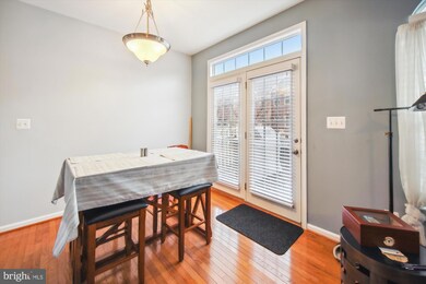 944 Hall Station Dr, Bowie, MD 20721 - photo 5