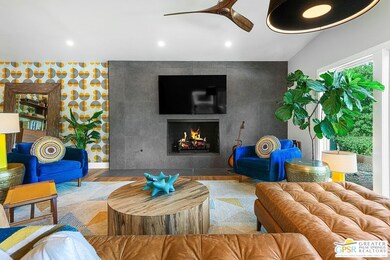 Media / Fireplace