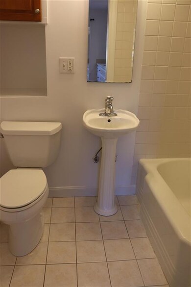 85 Marshall St unit C, Nashua, NH 03060 - photo 3
