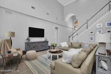 12-web-or-mls-13085 Sir Rogers Ct S_012