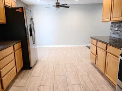 36 Tupelo Ave unit 1, Naperville, IL 60540 - photo 4