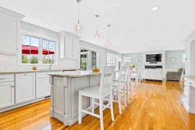 10 Weathervane Ct, Hingham, MA 02043 - photo 4