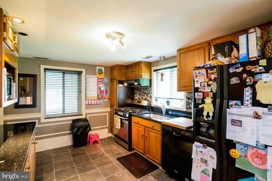 705 Tritapoe Dr, Knoxville, MD 21758 - photo 5