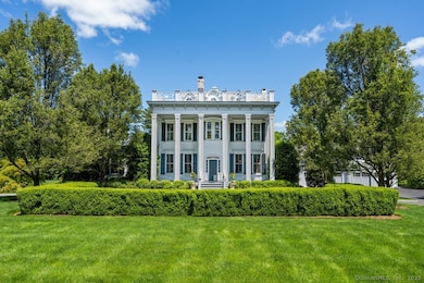 262 Brushy Ridge Rd, New Canaan, CT 06840 - photo 2