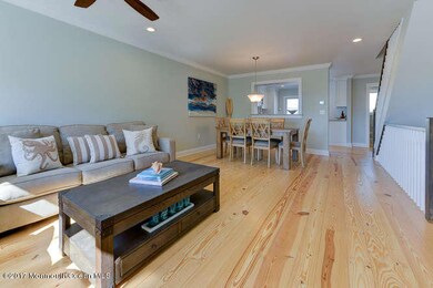 Living/Dining Combo....