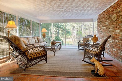 6512 Lakeview Dr, Falls Church, VA 22041 - photo 7