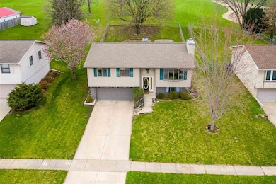 1832 Shawnee Ct NW, Cedar Rapids, IA 52405 - photo 3