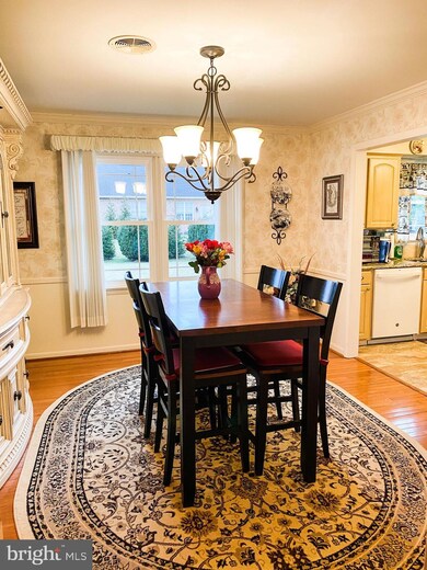 2003 Maplewood Dr, Hagerstown, MD 21740 - photo 7