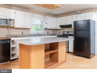 121 Glen Echo Ave, Swedesboro, NJ 08085 - photo 4