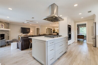 2402 Del Norte St, Houston, TX 77018 - photo 3