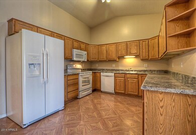 2114 W 2nd Place Mesa AZ 85201_Kitchen_M