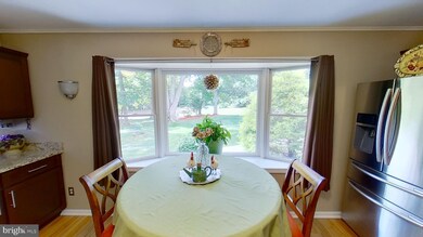 44730 Rolling Oak Ln, California, MD 20619 - photo 3