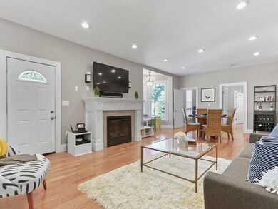 828 Watertown St unit 828, Newton, MA 02465 - photo 4