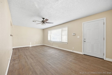 2909 E Woodrow Place, Tulsa, OK 74110 - photo 7