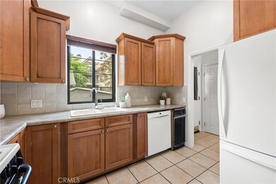 1737 Peyton Ave unit I, Burbank, CA 91504 - photo 6